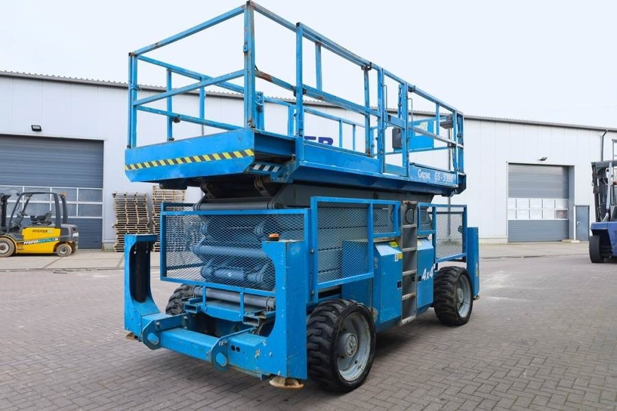 Genie GS5390 Diesel, 4x4 Drive, 18.15m Working Height, 6 - Lift u obliku makaza: slika 2 Genie GS5390 Diesel, 4x4 Drive, 18.15m Working Height, 6 - Lift u obliku makaza: slika 2