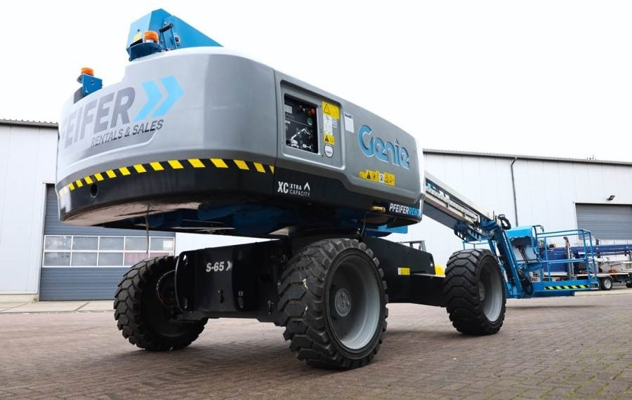 Genie S65XC Valid inspection, *Guarantee! Diesel, 4x4 Dr - Teleskopska platforma: slika 2 Genie S65XC Valid inspection, *Guarantee! Diesel, 4x4 Dr - Teleskopska platforma: slika 2