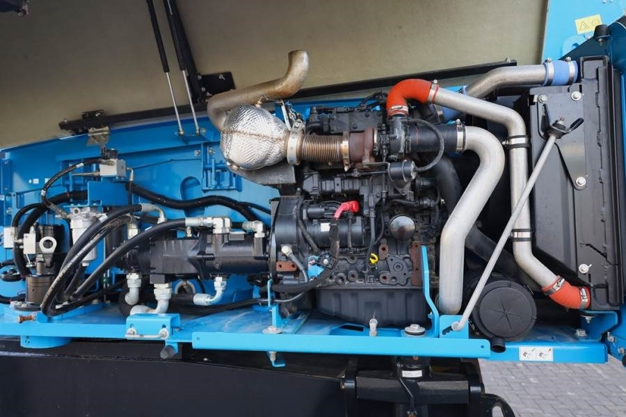 Genie S85XC Valid inspection, *Guarantee! Diesel, 4x4 Dr - Teleskopska platforma: slika 3 Genie S85XC Valid inspection, *Guarantee! Diesel, 4x4 Dr - Teleskopska platforma: slika 3