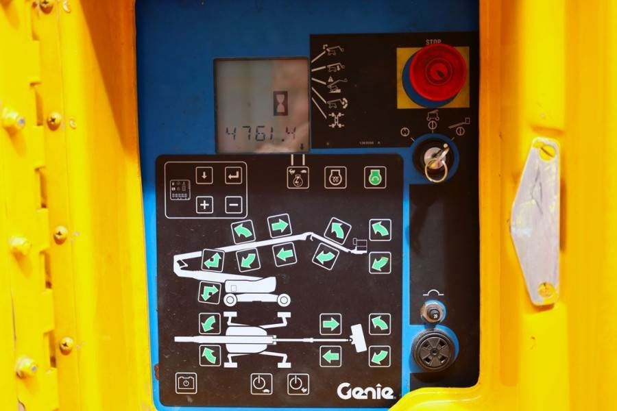 Genie Z135/70 Diesel, 4x4x4 Drive, 43m Lifting Height, 2 - Zglobna platforma: slika 5 Genie Z135/70 Diesel, 4x4x4 Drive, 43m Lifting Height, 2 - Zglobna platforma: slika 5