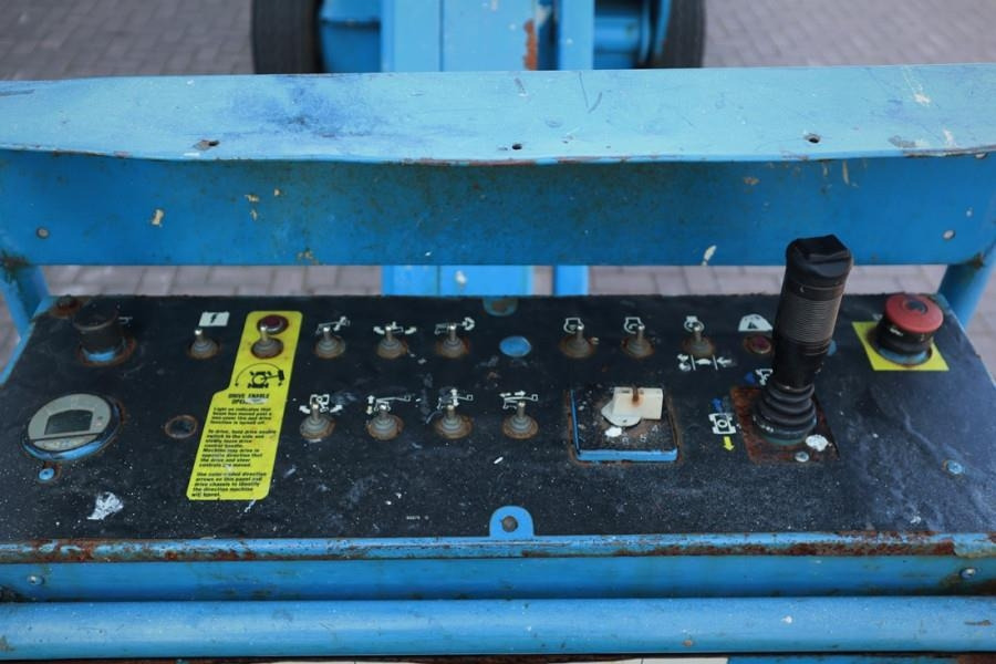 Genie Z45/25J As-Is, Bi-Energy Diesel / Battery, 4x2 Dri - Zglobna platforma: slika 4 Genie Z45/25J As-Is, Bi-Energy Diesel / Battery, 4x2 Dri - Zglobna platforma: slika 4