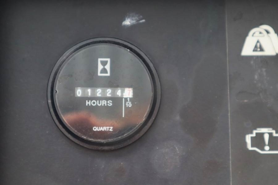 Genie Z62/40 Valid inspection, *Guarantee! Diesel, 4x4 D - Zglobna platforma: slika 5 Genie Z62/40 Valid inspection, *Guarantee! Diesel, 4x4 D - Zglobna platforma: slika 5