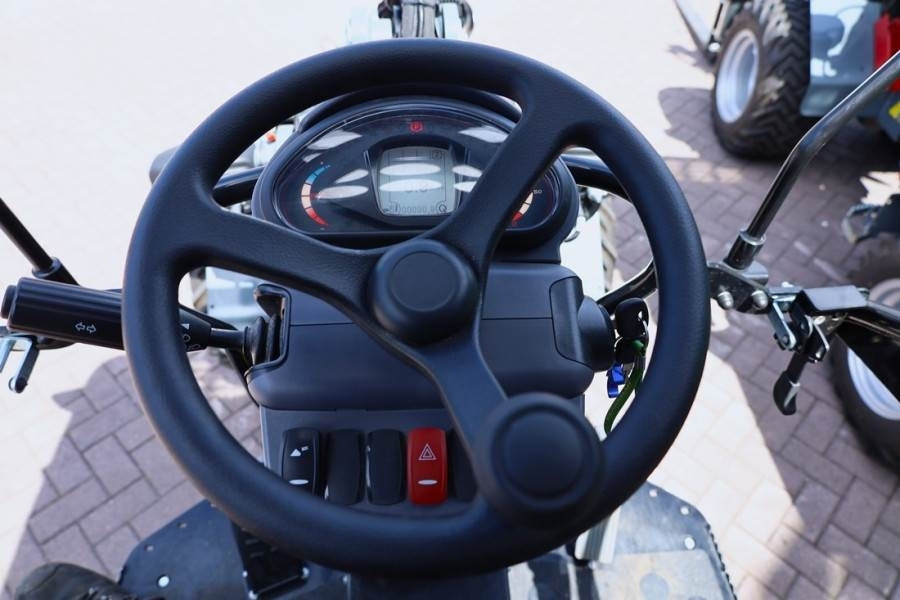 GiANT G2700E 100% Electric - Zero Emissions, Lithium-Iro - Utovarivač točkaš: slika 5 GiANT G2700E 100% Electric - Zero Emissions, Lithium-Iro - Utovarivač točkaš: slika 5