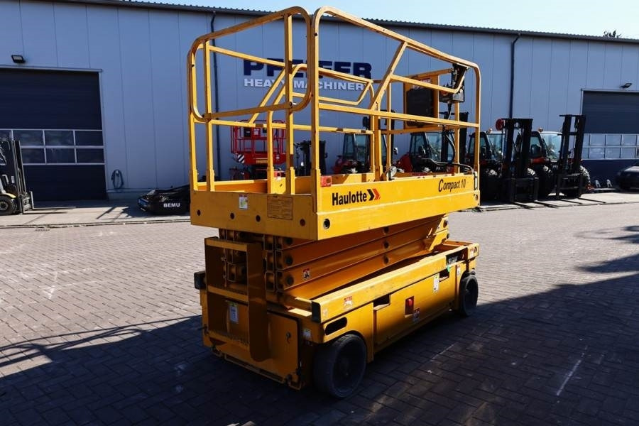 Haulotte Compact 10 Electric, 10m Working Height, 450kg Cap - Lift u obliku makaza: slika 2 Haulotte Compact 10 Electric, 10m Working Height, 450kg Cap - Lift u obliku makaza: slika 2