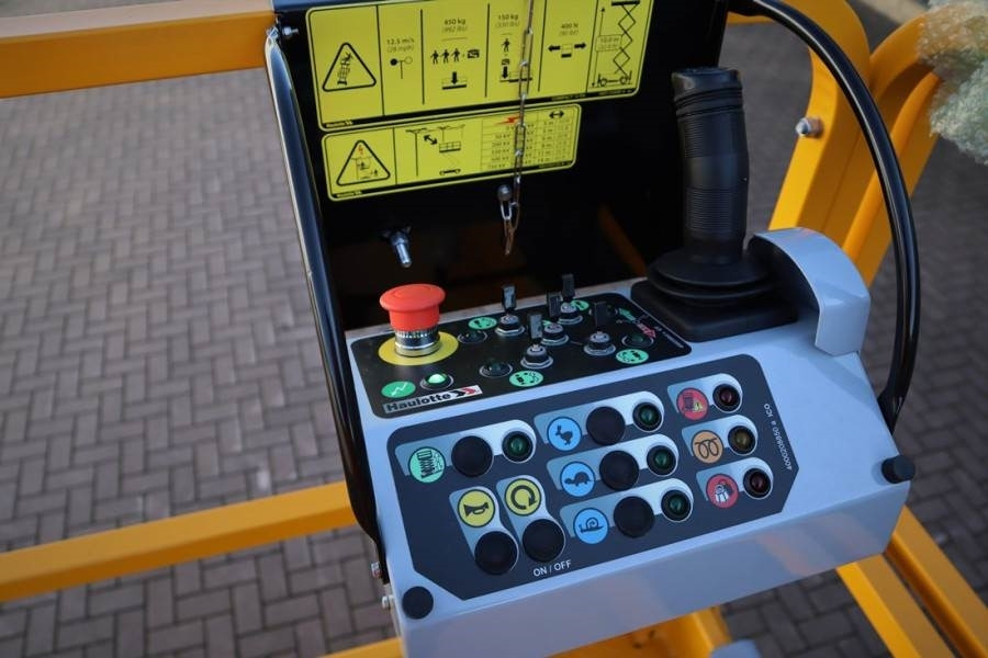 Haulotte Compact 12DX Valid Inspection, *Guarantee! Diesel, - Lift u obliku makaza: slika 3 Haulotte Compact 12DX Valid Inspection, *Guarantee! Diesel, - Lift u obliku makaza: slika 3