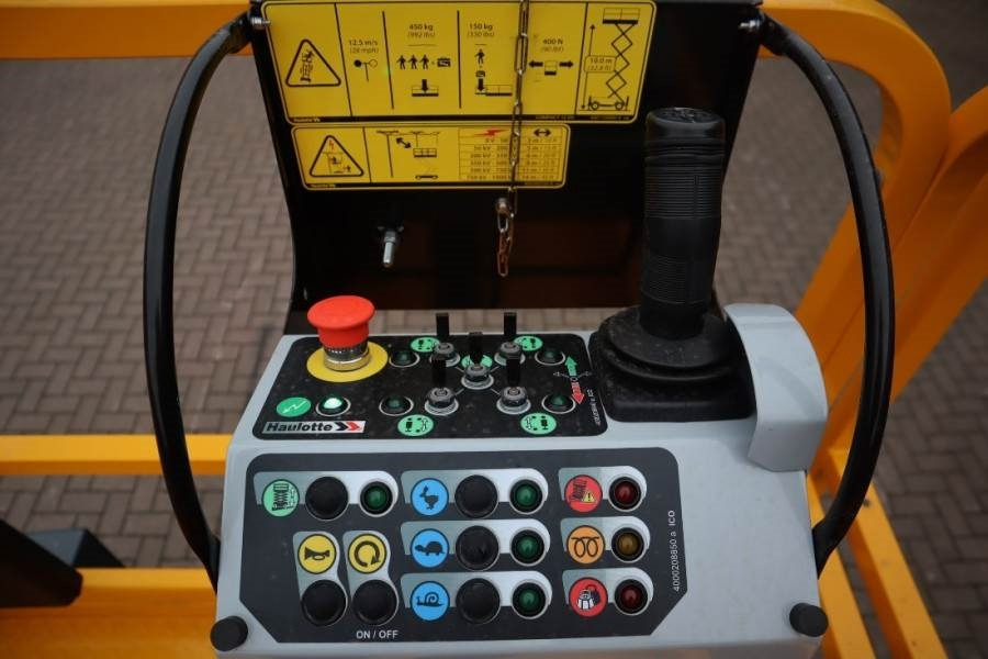 Haulotte Compact 12DX Valid Inspection, *Guarantee! Diesel, - Lift u obliku makaza: slika 3 Haulotte Compact 12DX Valid Inspection, *Guarantee! Diesel, - Lift u obliku makaza: slika 3