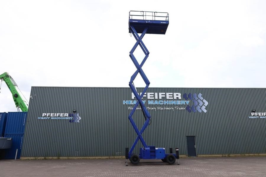 Haulotte H15SX Diesel, 4x4 Drive 15 Working Height, 500kg C - Lift u obliku makaza: slika 3 Haulotte H15SX Diesel, 4x4 Drive 15 Working Height, 500kg C - Lift u obliku makaza: slika 3