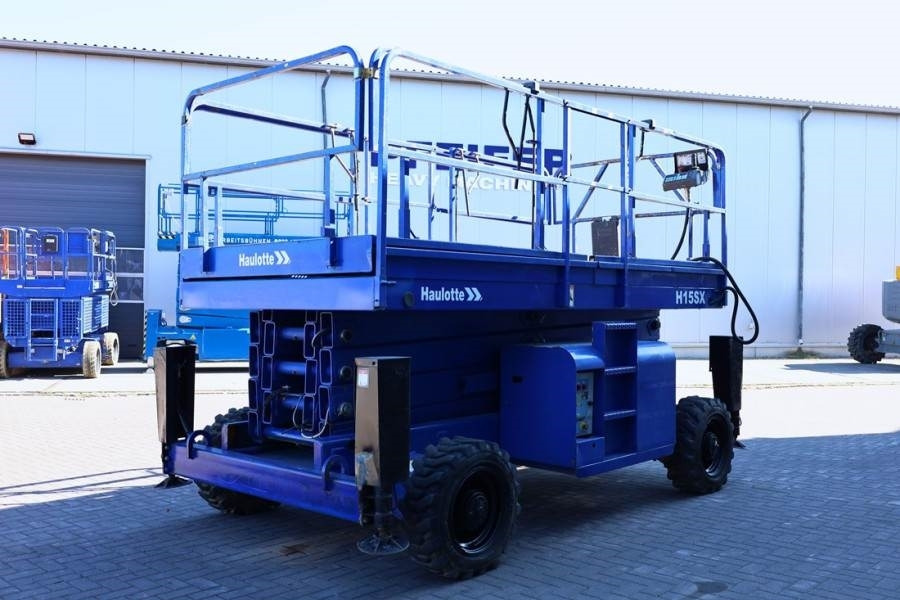 Haulotte H15SX Diesel, 4x4 Drive 15 Working Height, 500kg C - Lift u obliku makaza: slika 2 Haulotte H15SX Diesel, 4x4 Drive 15 Working Height, 500kg C - Lift u obliku makaza: slika 2