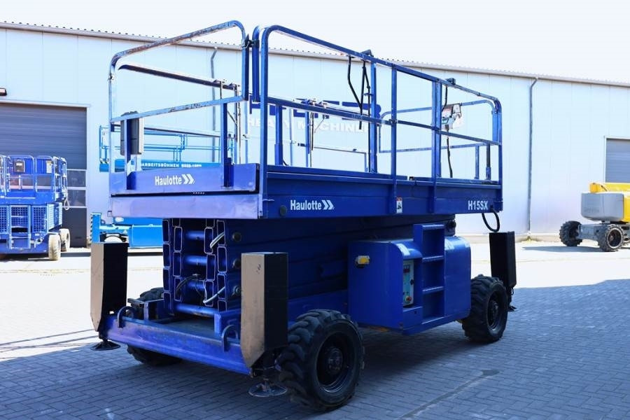 Haulotte H15SX Diesel, 4x4 Drive 15 Working Height, 500kg C - Lift u obliku makaza: slika 2 Haulotte H15SX Diesel, 4x4 Drive 15 Working Height, 500kg C - Lift u obliku makaza: slika 2