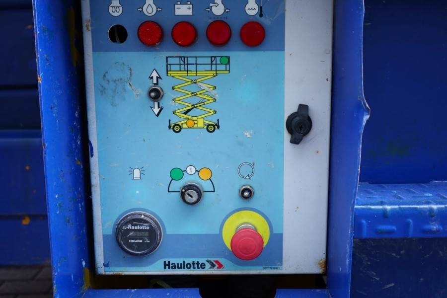 Haulotte H15SX Diesel, 4x4 Drive 15 Working Height, 500kg C - Lift u obliku makaza: slika 4 Haulotte H15SX Diesel, 4x4 Drive 15 Working Height, 500kg C - Lift u obliku makaza: slika 4