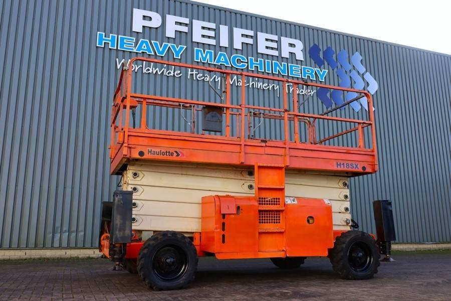 Haulotte H18SXL Diesel, 4x4 Drive, 18m Working Height, 500k - Lift u obliku makaza: slika 1 Haulotte H18SXL Diesel, 4x4 Drive, 18m Working Height, 500k - Lift u obliku makaza: slika 1