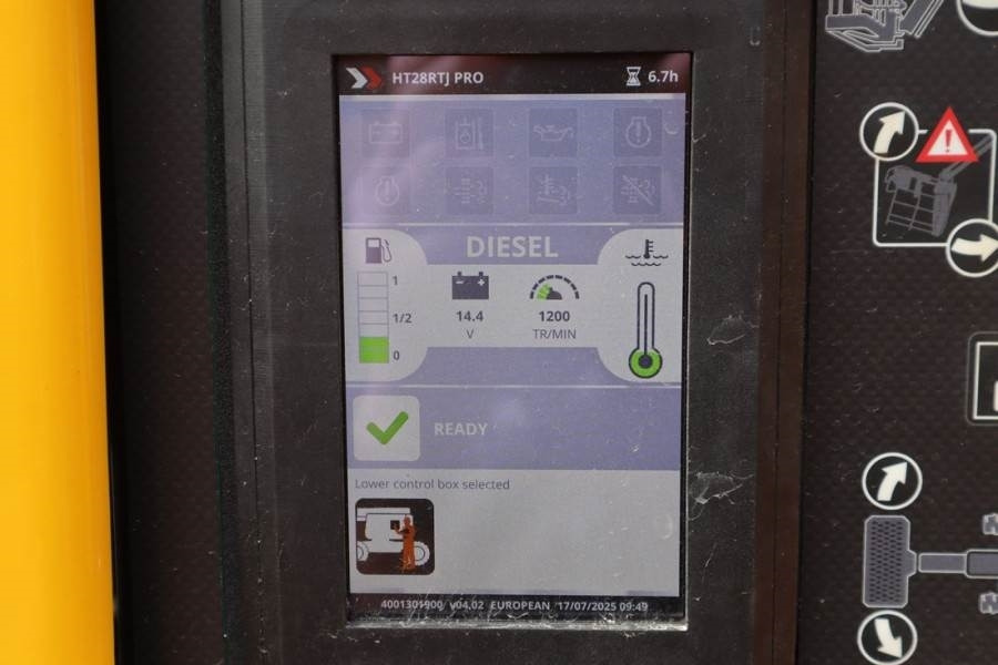 Haulotte HT28RTJ Pro Guarantee! 4x4x4 Drive, 28 m Working H - Teleskopska platforma: slika 5 Haulotte HT28RTJ Pro Guarantee! 4x4x4 Drive, 28 m Working H - Teleskopska platforma: slika 5