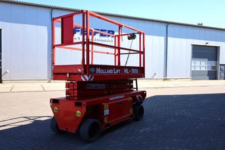 Holland Lift Ecostar HL-7810 Electric, 10m Working Height, 450k - Lift u obliku makaza: slika 2 Holland Lift Ecostar HL-7810 Electric, 10m Working Height, 450k - Lift u obliku makaza: slika 2