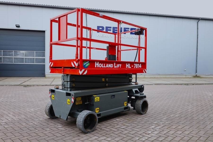 Holland Lift Ecostar HL-7814 Electric, 10m Working Height, 450k - Lift u obliku makaza: slika 2 Holland Lift Ecostar HL-7814 Electric, 10m Working Height, 450k - Lift u obliku makaza: slika 2