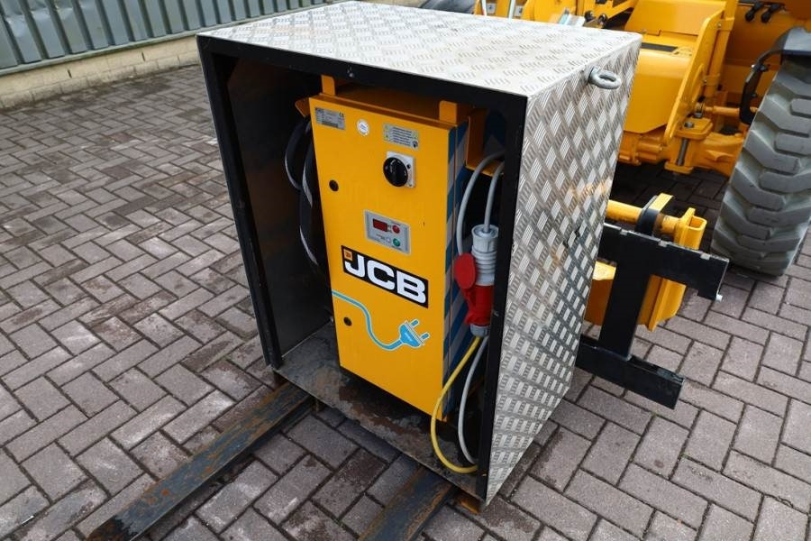 JCB 525-60E Guarantee! Fully Electric, 2500kg Capacity - Teleskopski upravljač: slika 5 JCB 525-60E Guarantee! Fully Electric, 2500kg Capacity - Teleskopski upravljač: slika 5