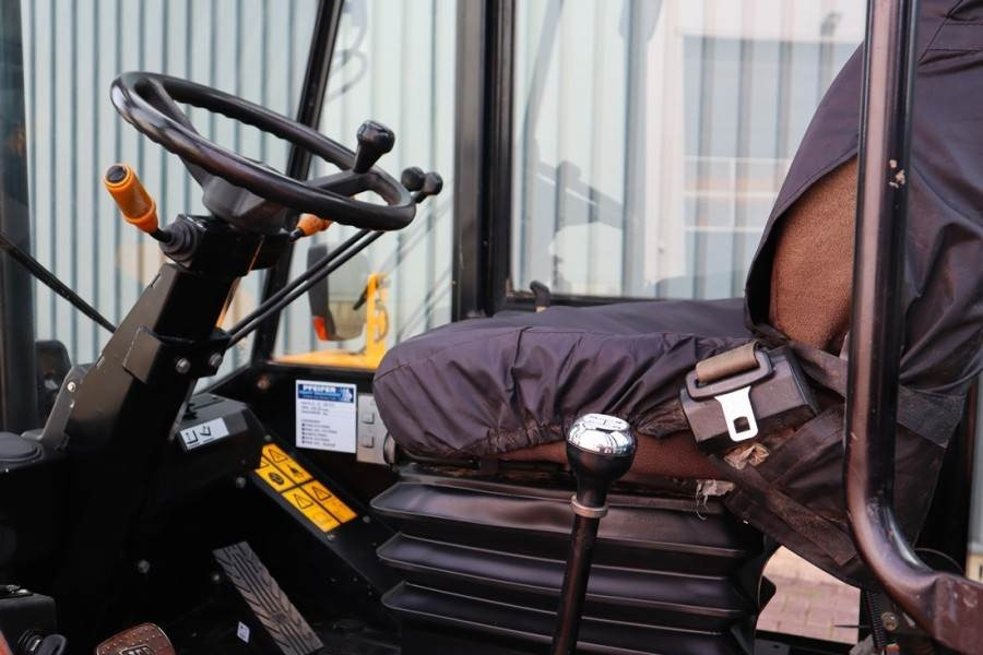 JCB 926 Diesel, 4x4 Drive, Triplex mast, 5500mm Liftin - Terenski viljuškar: slika 3 JCB 926 Diesel, 4x4 Drive, Triplex mast, 5500mm Liftin - Terenski viljuškar: slika 3