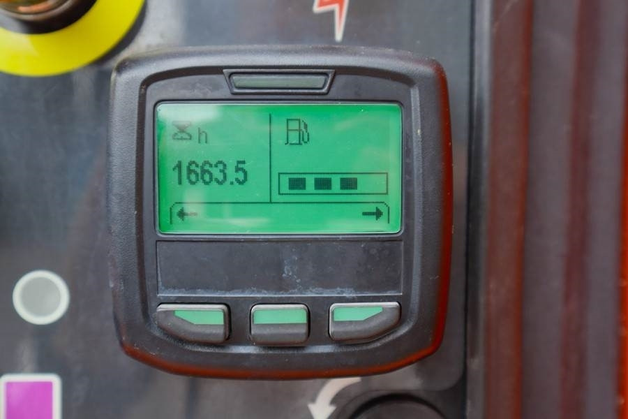 JLG 1350SJP Valid Inspection, Diesel, 4x4 Drive And 4- - Teleskopska platforma: slika 4 JLG 1350SJP Valid Inspection, Diesel, 4x4 Drive And 4- - Teleskopska platforma: slika 4