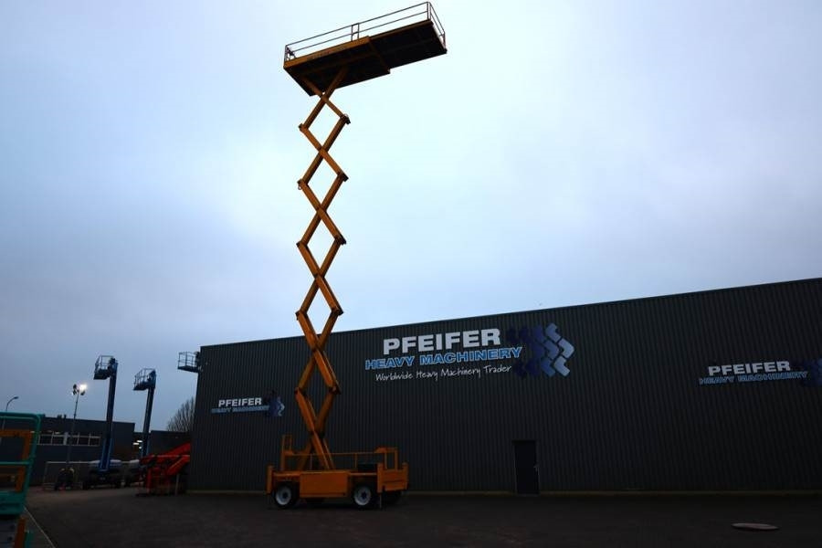JLG 203-24 Diesel, 4x4 Drive, 22.3m Working Height, 75 - Lift u obliku makaza: slika 2 JLG 203-24 Diesel, 4x4 Drive, 22.3m Working Height, 75 - Lift u obliku makaza: slika 2