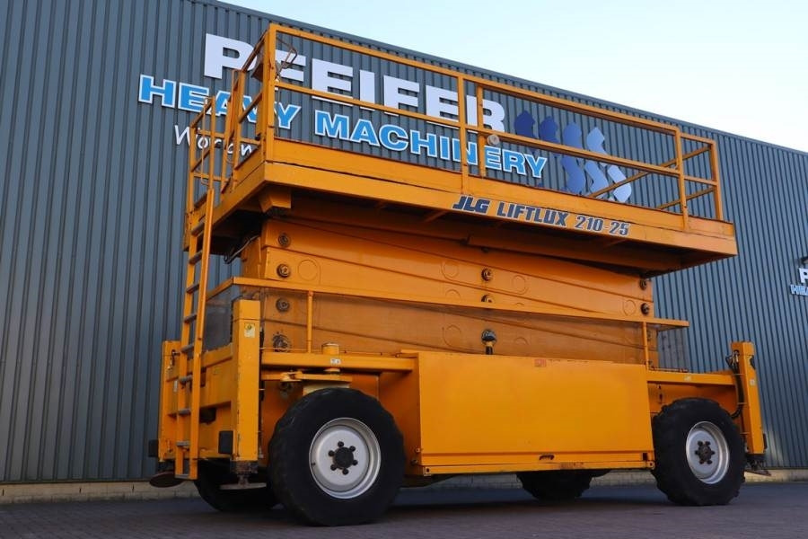 JLG 210-25 Diesel, 4x4 Drive, 23m Working Height, 1000 - Lift u obliku makaza: slika 1 JLG 210-25 Diesel, 4x4 Drive, 23m Working Height, 1000 - Lift u obliku makaza: slika 1