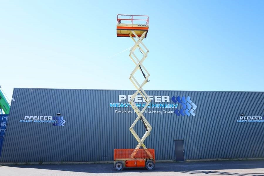 JLG 4069LE Electric, 14.2m Working Height, 360kg Capac - Lift u obliku makaza: slika 3 JLG 4069LE Electric, 14.2m Working Height, 360kg Capac - Lift u obliku makaza: slika 3