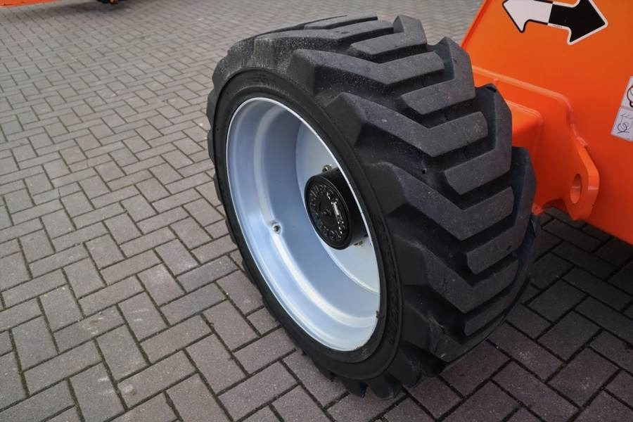 JLG 660SJ Valid Inspection, *Guarantee! Diesel, 4x4 Dr - Teleskopska platforma: slika 4 JLG 660SJ Valid Inspection, *Guarantee! Diesel, 4x4 Dr - Teleskopska platforma: slika 4