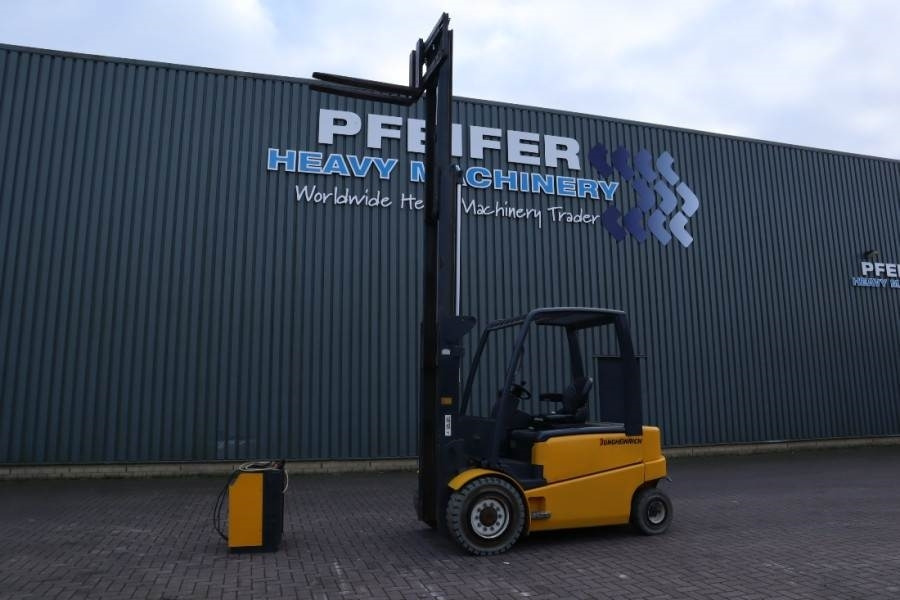 Jungheinrich EFG535 Electric, Lifting Height 4700mm, Freelift 1 - Dizel viljuškar: slika 3 Jungheinrich EFG535 Electric, Lifting Height 4700mm, Freelift 1 - Dizel viljuškar: slika 3