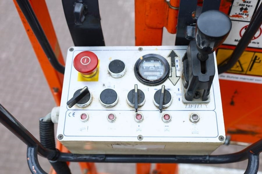 Liftlux SL153-12 Electric, 17.3m Working Height, 500kg Cap - Lift u obliku makaza: slika 4 Liftlux SL153-12 Electric, 17.3m Working Height, 500kg Cap - Lift u obliku makaza: slika 4
