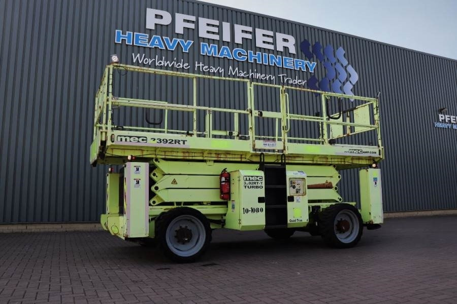 MEC 3392RT-T Diesel, 4x4 Drive, 12m Working Height, 12 - Lift u obliku makaza: slika 1 MEC 3392RT-T Diesel, 4x4 Drive, 12m Working Height, 12 - Lift u obliku makaza: slika 1