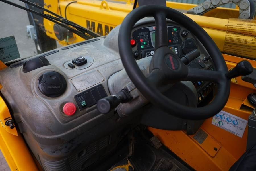 Manitou MRT2150 Privilege Diesel, 4x4 Drive And 4-Wheel St - Teleskopski upravljač: slika 4 Manitou MRT2150 Privilege Diesel, 4x4 Drive And 4-Wheel St - Teleskopski upravljač: slika 4