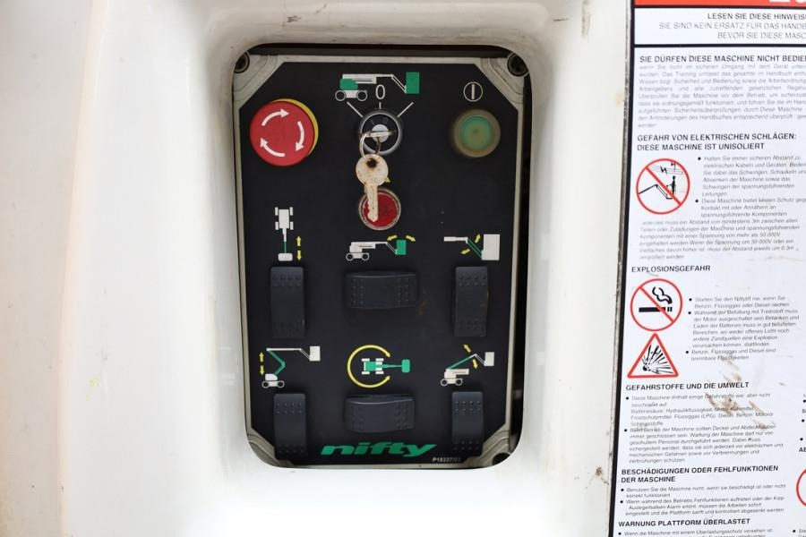Niftylift HR17NE Electric, 17m Working Height, 9.7m Reach, 2 - Zglobna platforma: slika 4 Niftylift HR17NE Electric, 17m Working Height, 9.7m Reach, 2 - Zglobna platforma: slika 4