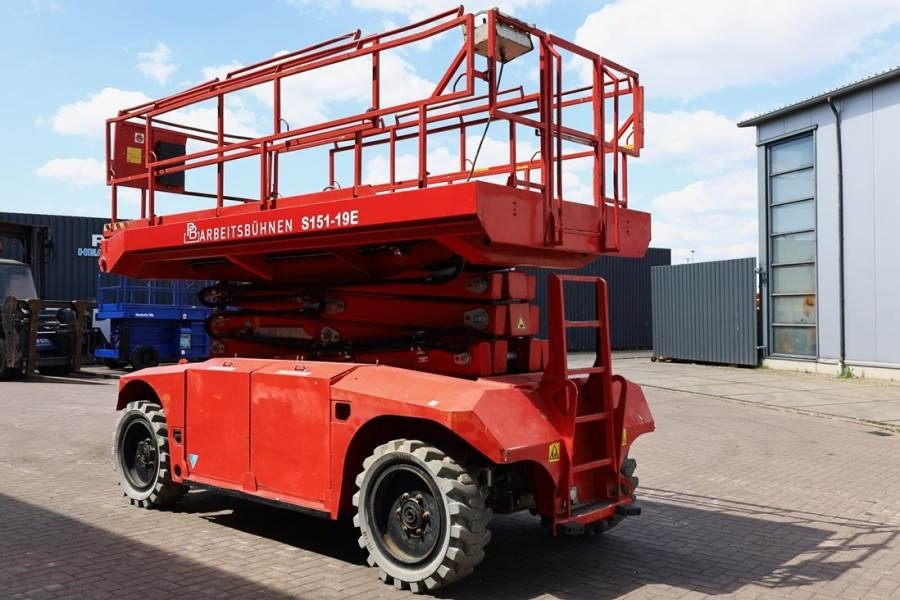 PB LIFT S151-19E 4x4 Electric, 4x4 Drive, 15m Working - Lift u obliku makaza: slika 2 PB LIFT S151-19E 4x4 Electric, 4x4 Drive, 15m Working - Lift u obliku makaza: slika 2