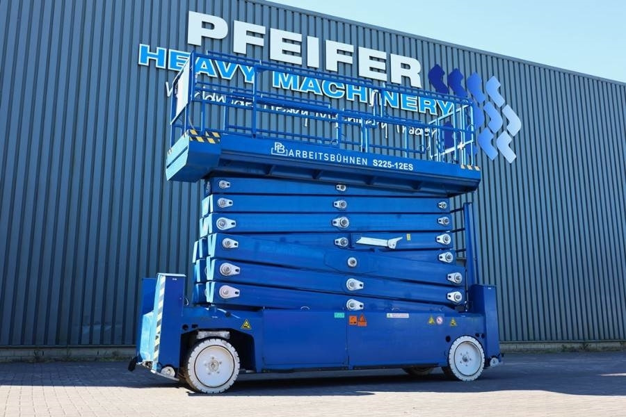 PB LIFT S225-12ES Electric, 22.5m Working Height, 450 - Lift u obliku makaza: slika 1 PB LIFT S225-12ES Electric, 22.5m Working Height, 450 - Lift u obliku makaza: slika 1