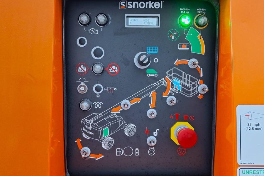 Snorkel 460SJ Valid Inspection, *Guarantee! CE, Diesel, 4x - Teleskopska platforma: slika 4 Snorkel 460SJ Valid Inspection, *Guarantee! CE, Diesel, 4x - Teleskopska platforma: slika 4