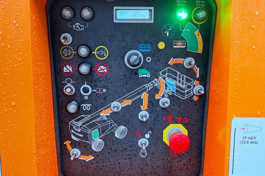 Snorkel 660SJ Valid Inspection, *Guarantee! CE, Diesel, 4x - Teleskopska platforma: slika 5 Snorkel 660SJ Valid Inspection, *Guarantee! CE, Diesel, 4x - Teleskopska platforma: slika 5