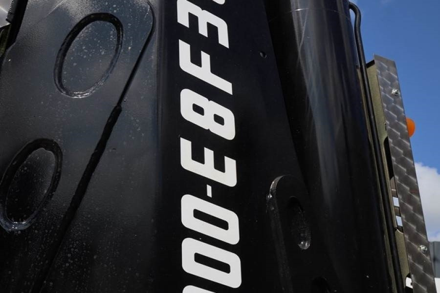 Volvo FH16 550 10x4 Valid inspection, *Guarantee! 10x4x6  - Autokran za sve terene: slika 2 Volvo FH16 550 10x4 Valid inspection, *Guarantee! 10x4x6  - Autokran za sve terene: slika 2