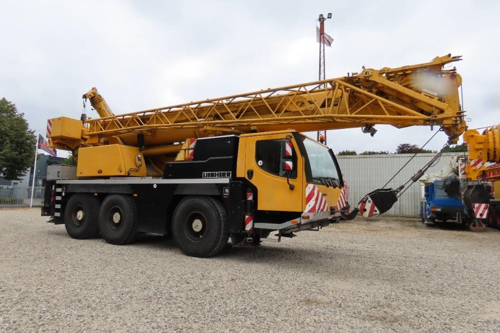 Liebherr LTM 1050-3.1 - Autokran za sve terene: slika 2 Liebherr LTM 1050-3.1 - Autokran za sve terene: slika 2