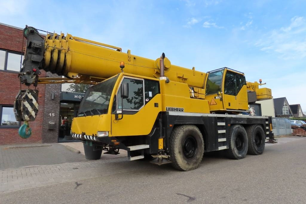 Liebherr LTM 1055-1 - Autokran za sve terene: slika 1 Liebherr LTM 1055-1 - Autokran za sve terene: slika 1
