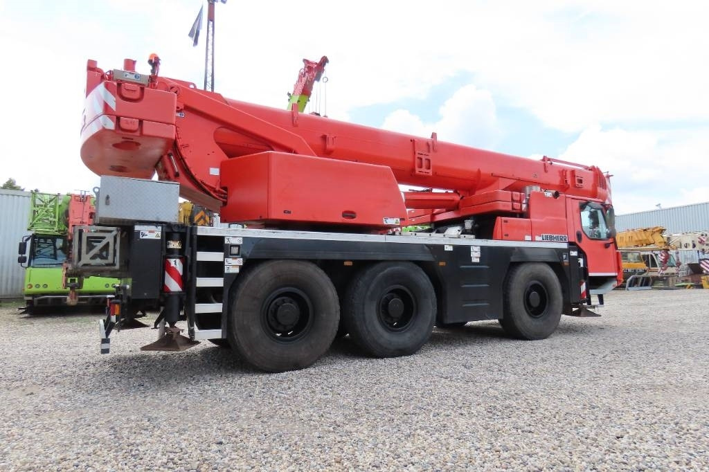 Liebherr LTM 1055-3.2 - Autokran za sve terene: slika 3 Liebherr LTM 1055-3.2 - Autokran za sve terene: slika 3