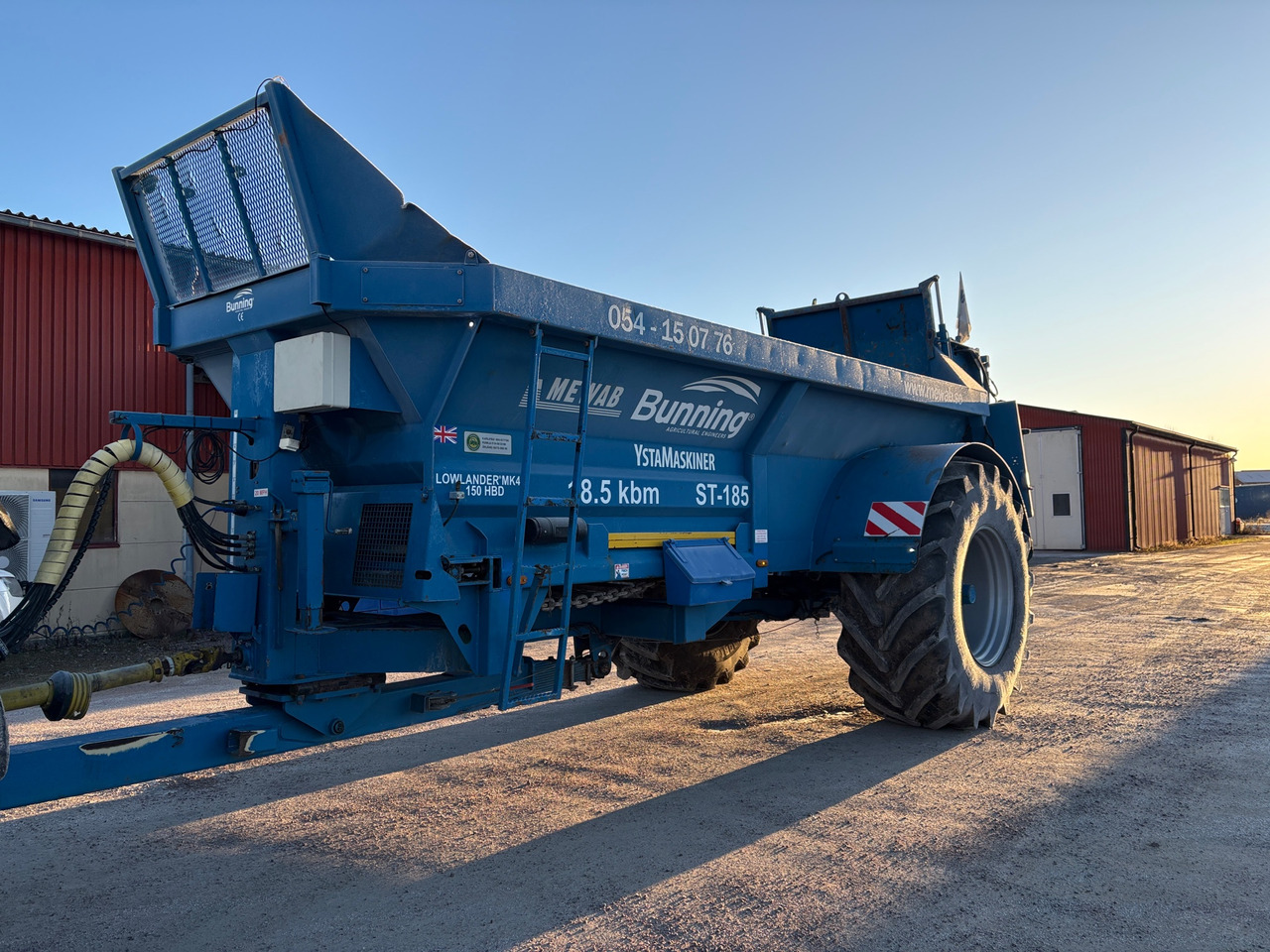 Bunning Lowlander ST185 HBD - Rasipač prirodnog đubirva: slika 1 Bunning Lowlander ST185 HBD - Rasipač prirodnog đubirva: slika 1