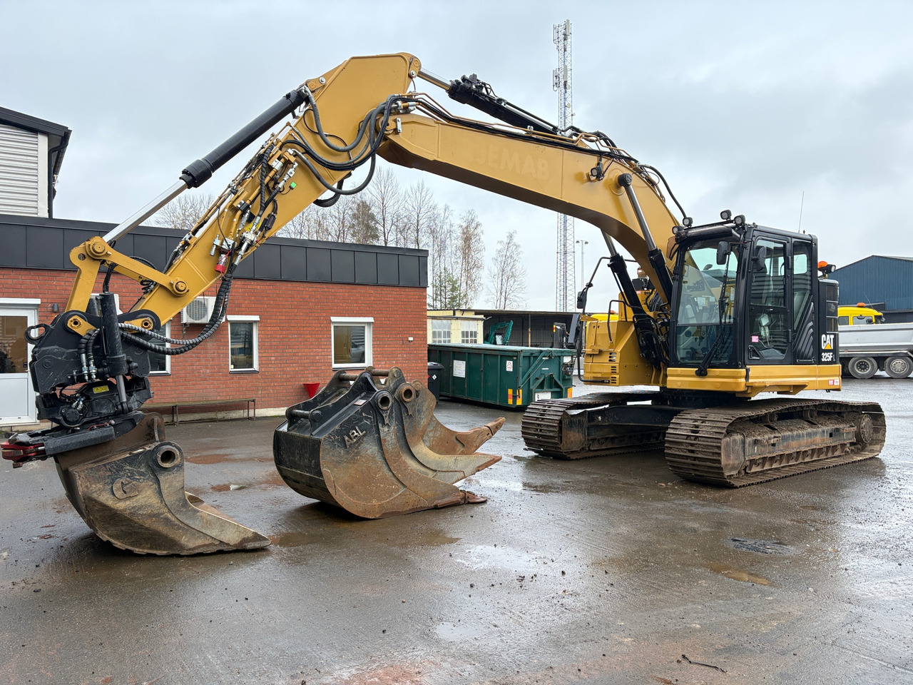 CAT 325F LCR - Bager: slika 1 CAT 325F LCR - Bager: slika 1