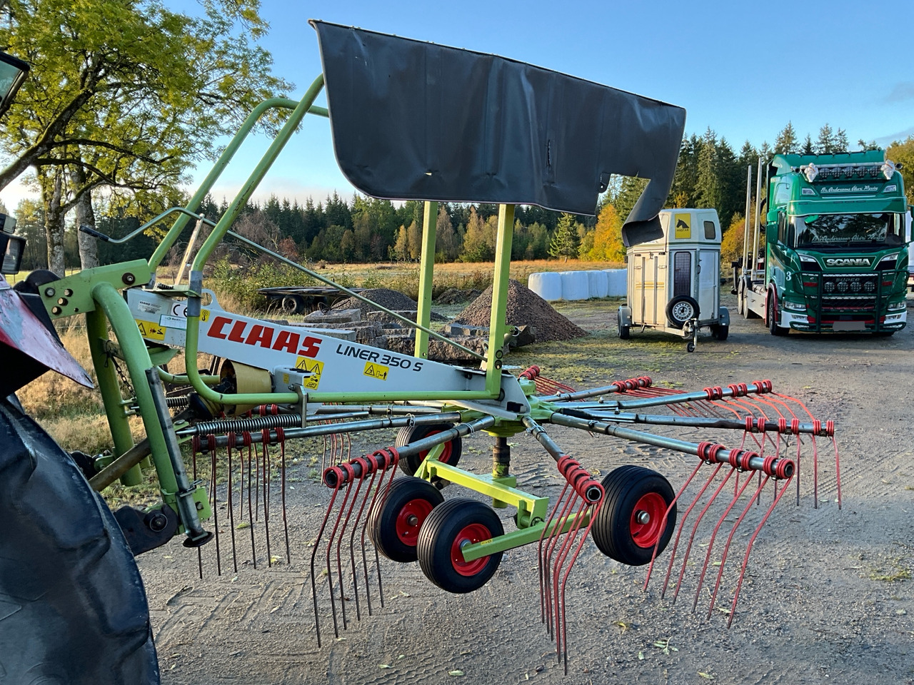 Claas Liner 350 S - Prevrtač/ Grabuljač: slika 1 Claas Liner 350 S - Prevrtač/ Grabuljač: slika 1