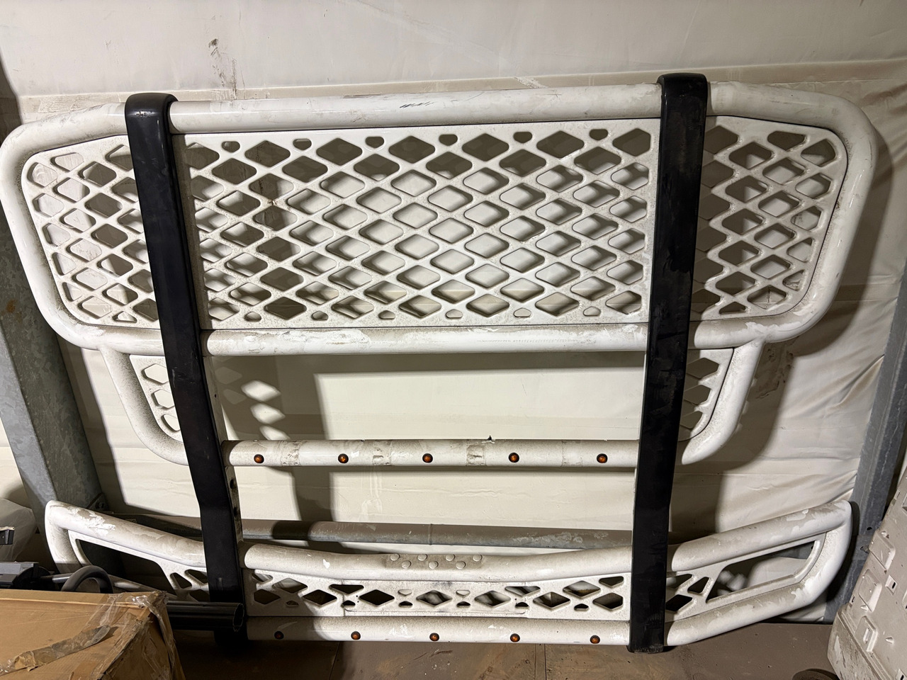 DAF - Karoserija i eksterijer za Kamion: slika 1 DAF - Karoserija i eksterijer za Kamion: slika 1