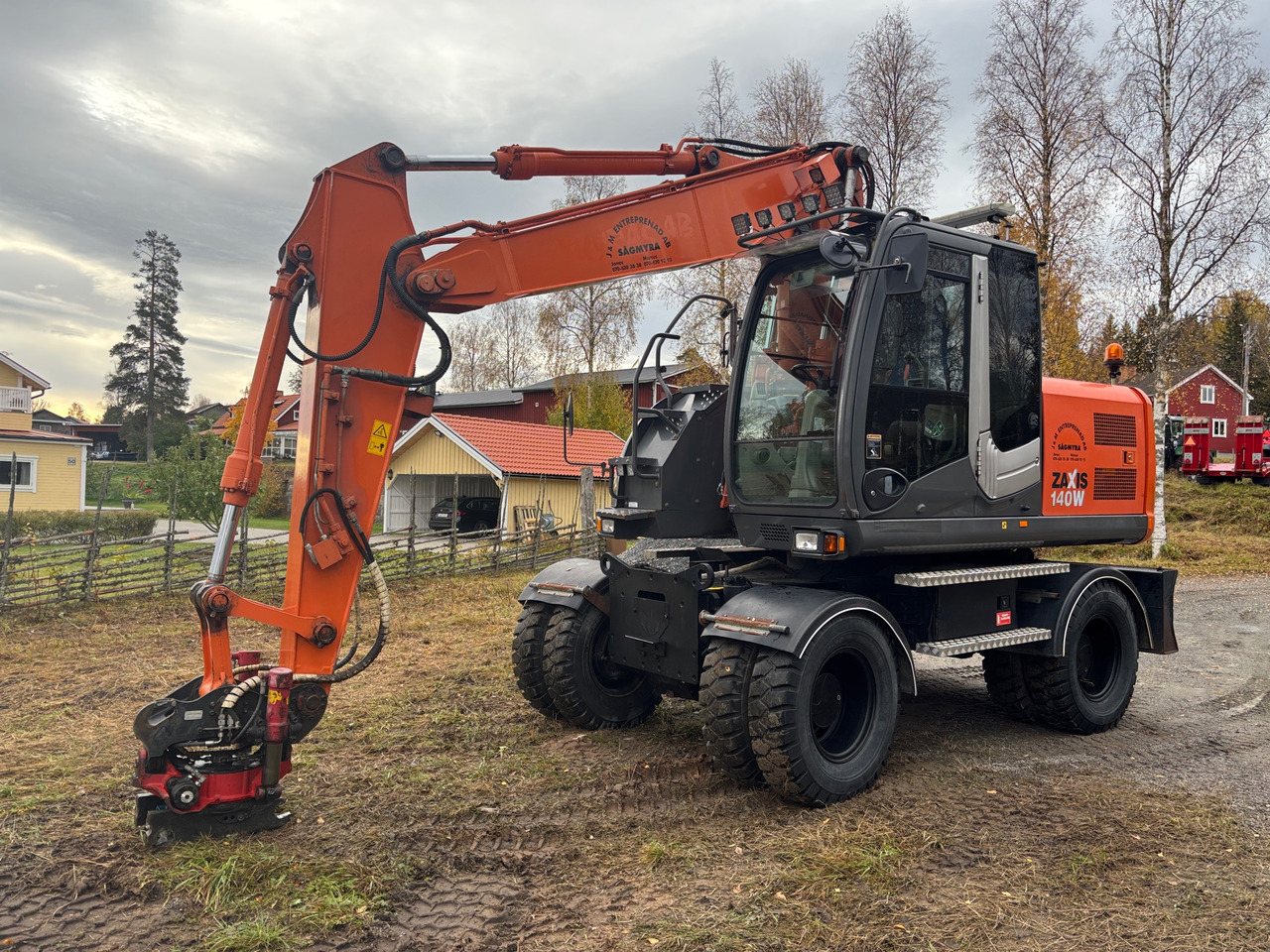 Hitachi ZX 140W-3 - Bager: slika 1 Hitachi ZX 140W-3 - Bager: slika 1