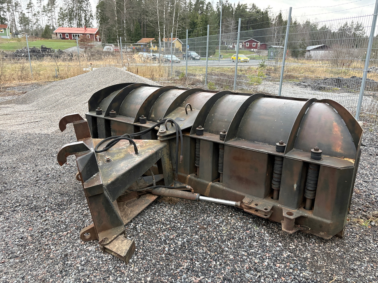 Holms 320 - Raonik za sneg: slika 1 Holms 320 - Raonik za sneg: slika 1