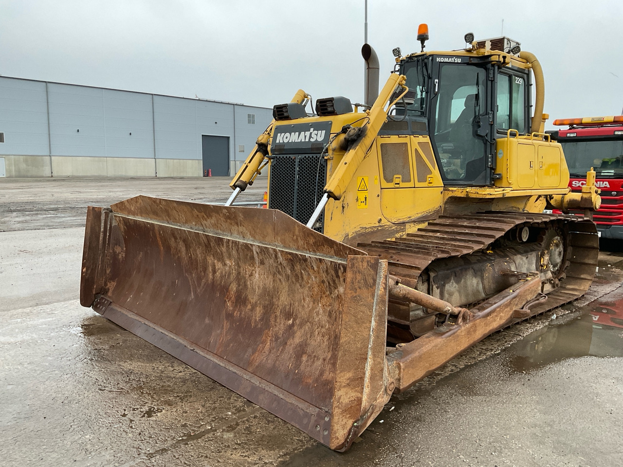 Komatsu D65PXi-18 - Buldožer: slika 1 Komatsu D65PXi-18 - Buldožer: slika 1