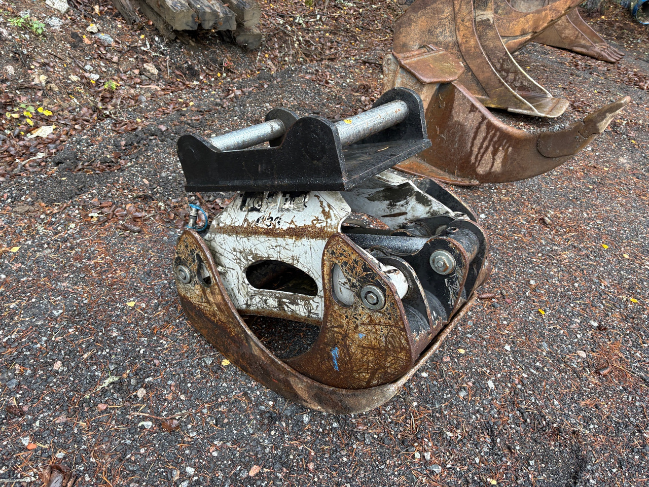 Komatsu G36 - Građevinska oprema: slika 1 Komatsu G36 - Građevinska oprema: slika 1