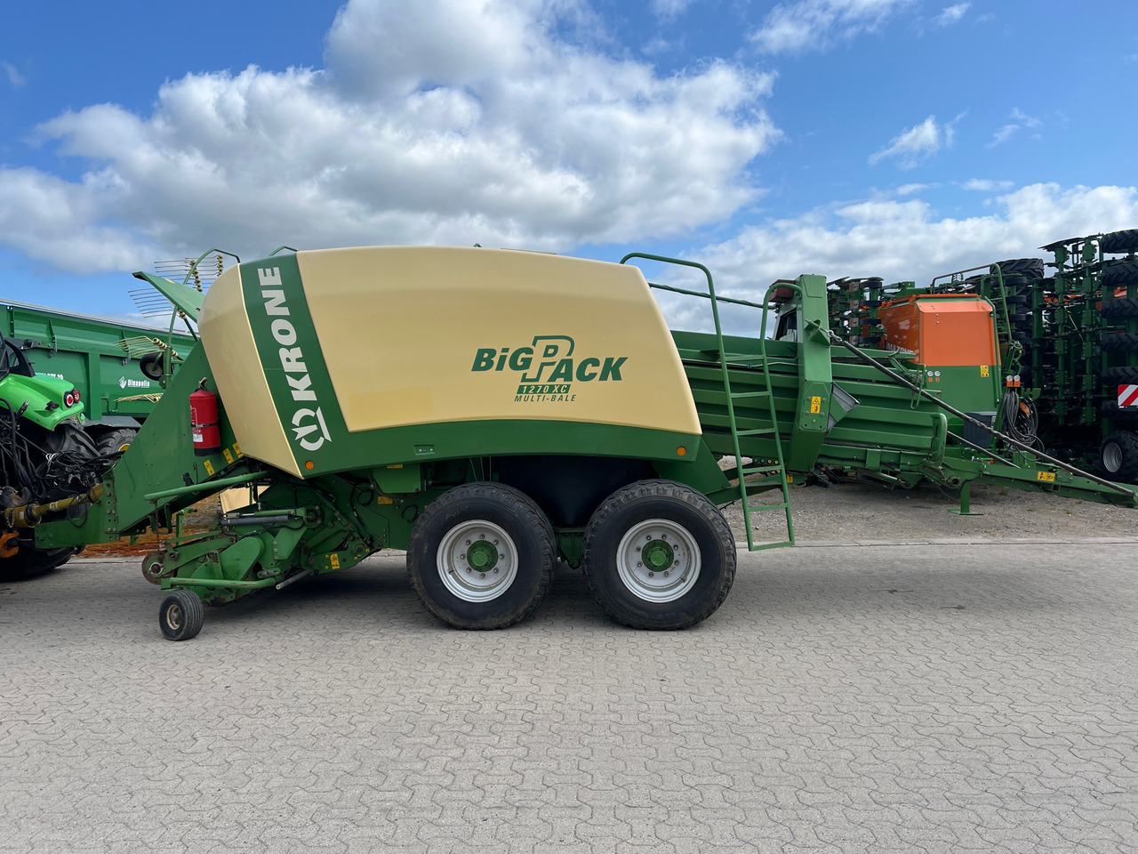 Krone Bigpack 1270XC - Balirka za okrugle bale: slika 1 Krone Bigpack 1270XC - Balirka za okrugle bale: slika 1