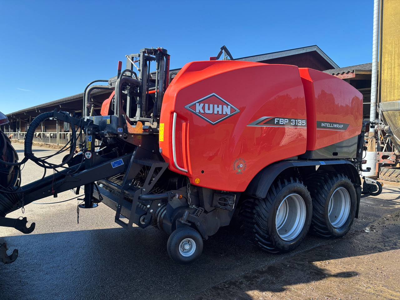 Kuhn FBP 3135 - Balirka za okrugle bale: slika 1 Kuhn FBP 3135 - Balirka za okrugle bale: slika 1