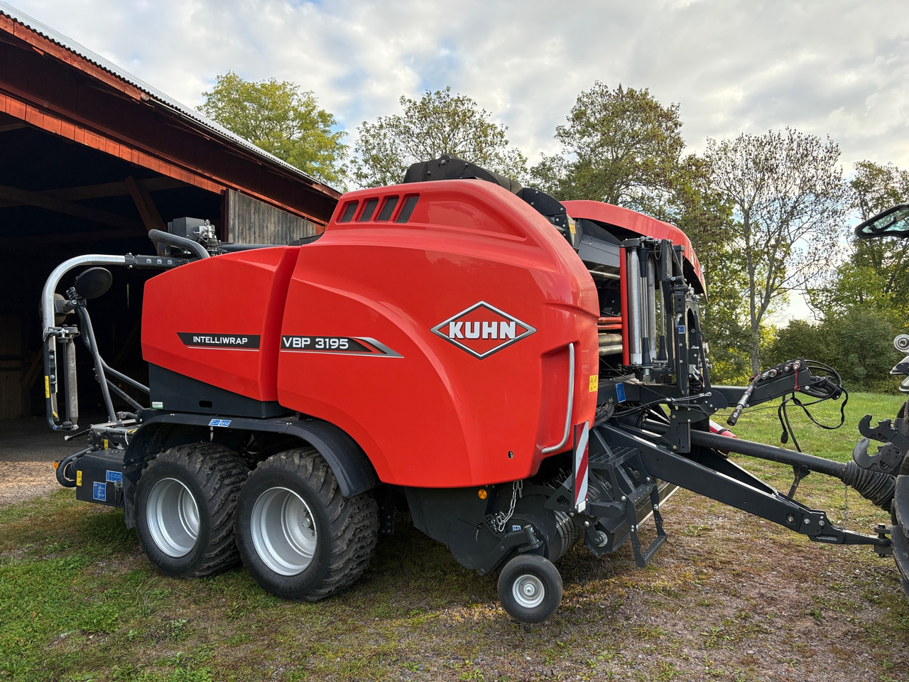 Kuhn VBP 3195 - Balirka za okrugle bale: slika 1 Kuhn VBP 3195 - Balirka za okrugle bale: slika 1