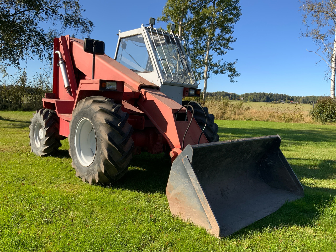 Manitou MT 425 FC - Teleskopski upravljač: slika 1 Manitou MT 425 FC - Teleskopski upravljač: slika 1